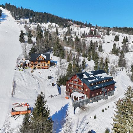 Hotel Obzor 페츠 포트 스네스코우 외부 사진