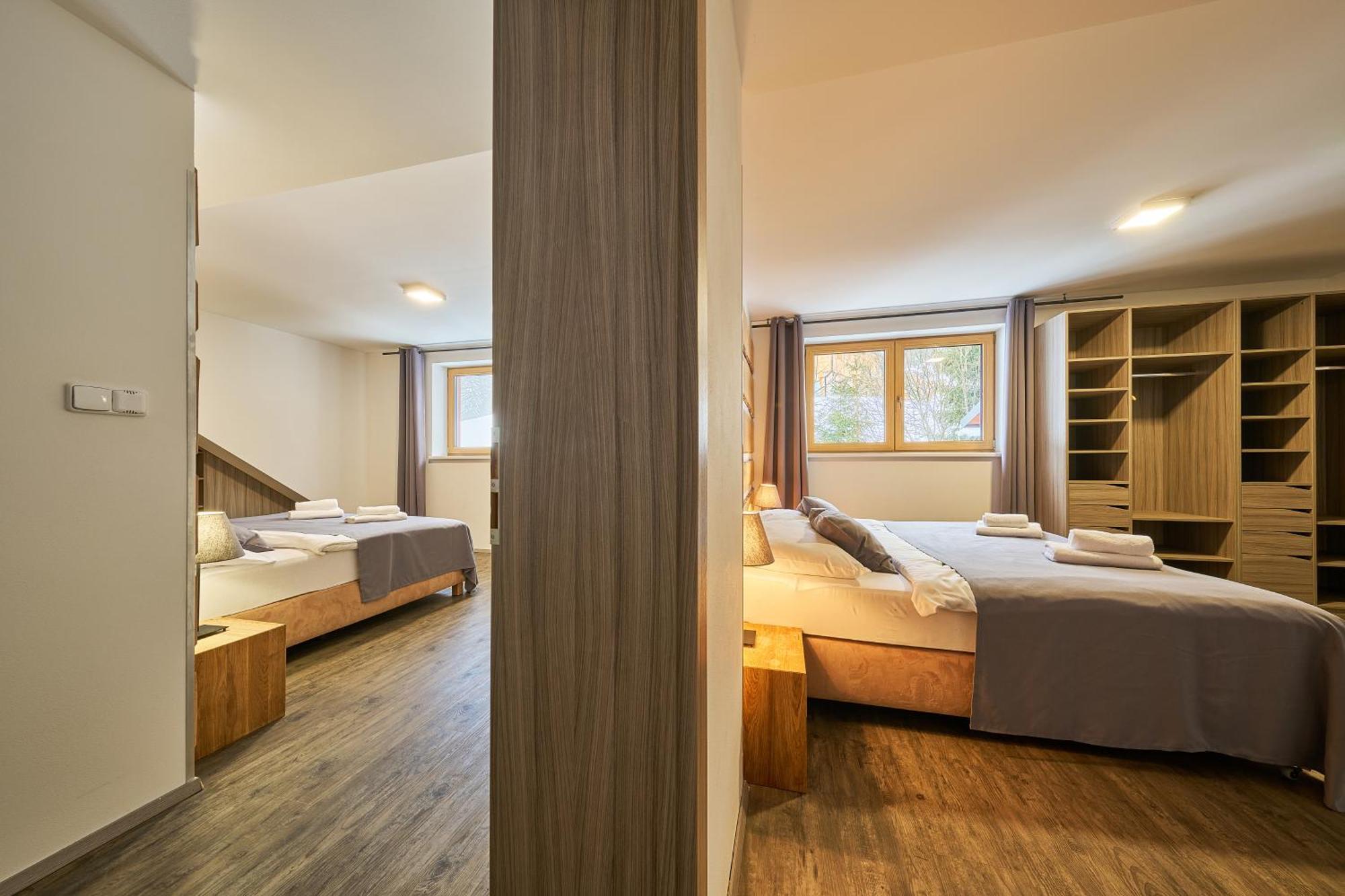 Hotel Obzor 페츠 포트 스네스코우 외부 사진
