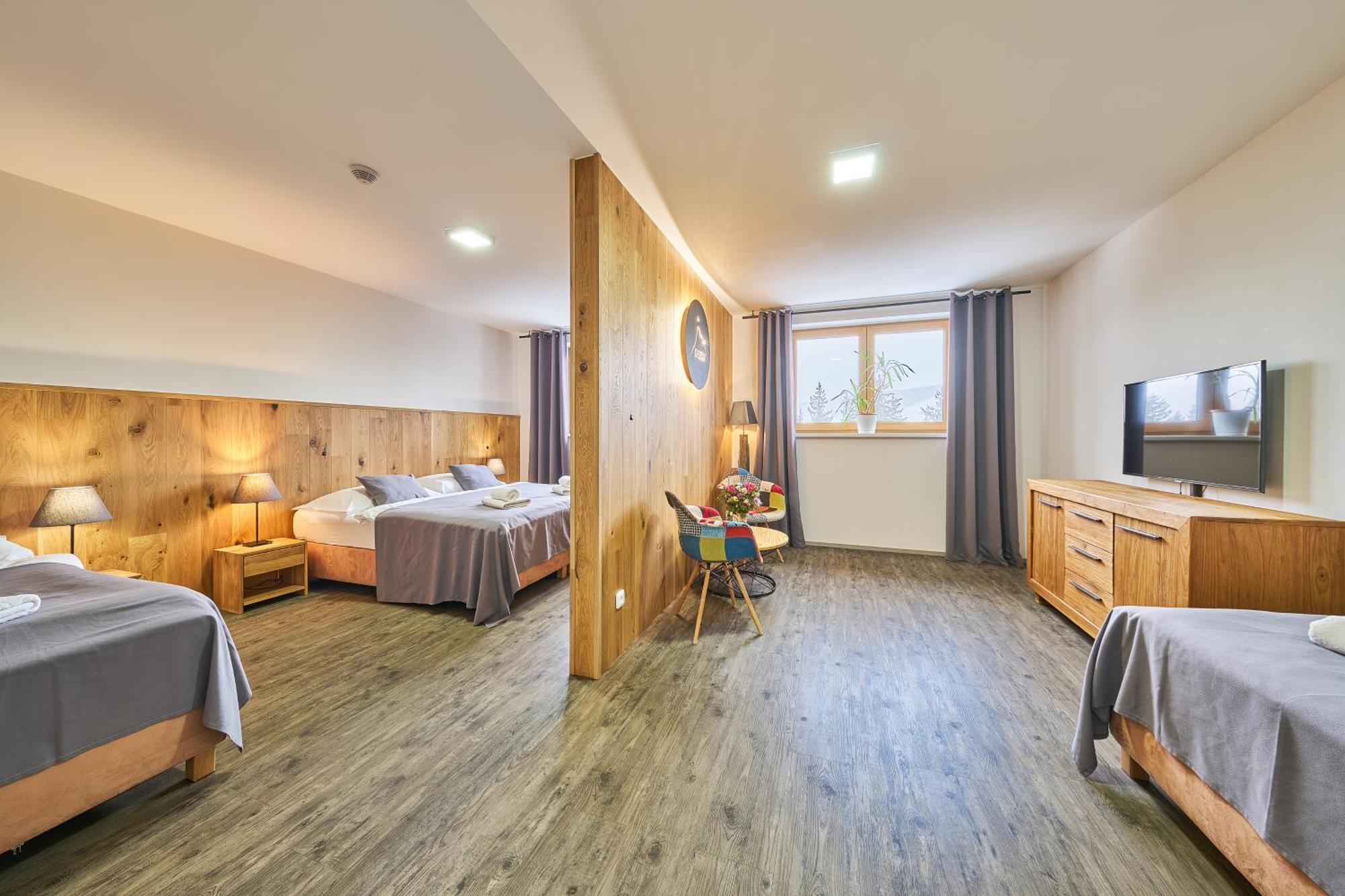 Hotel Obzor 페츠 포트 스네스코우 외부 사진