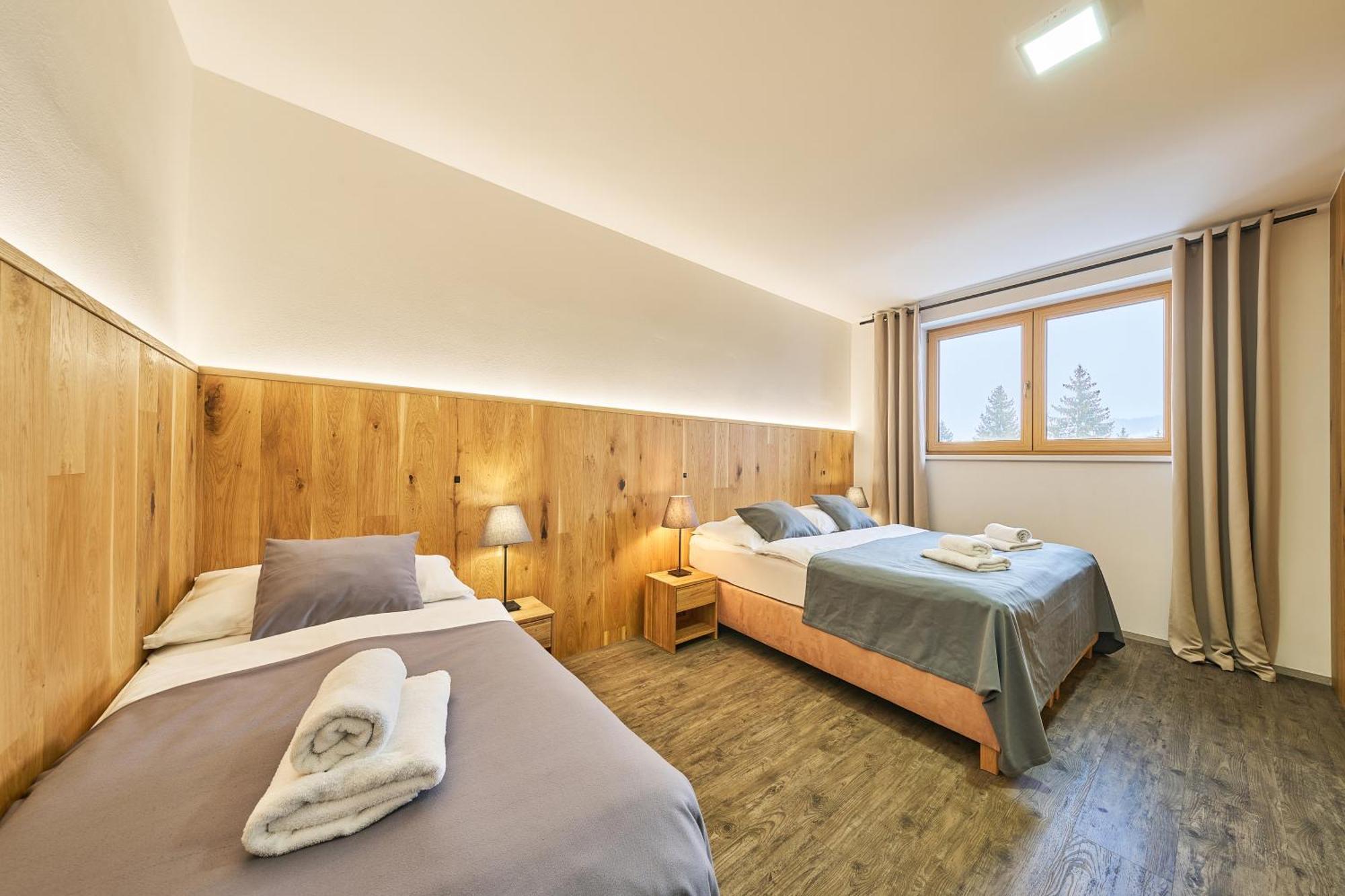 Hotel Obzor 페츠 포트 스네스코우 외부 사진